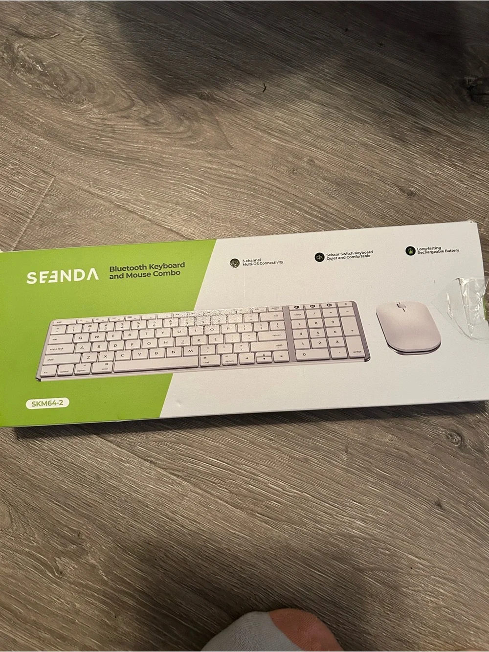 Seenda Bluetooth Keyboard and Mouse Combo - White